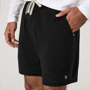 Vuori Men's Ponto 7" Performance Shorts Size Large